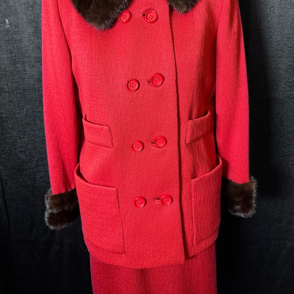 Vintage 1960s Ransohoffs Jack Feit Wool Skirt Suit w/ Fur Trim - Picture 8 of 12